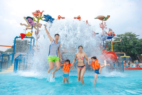 浴場(chǎng)水上樂(lè)園更衣柜