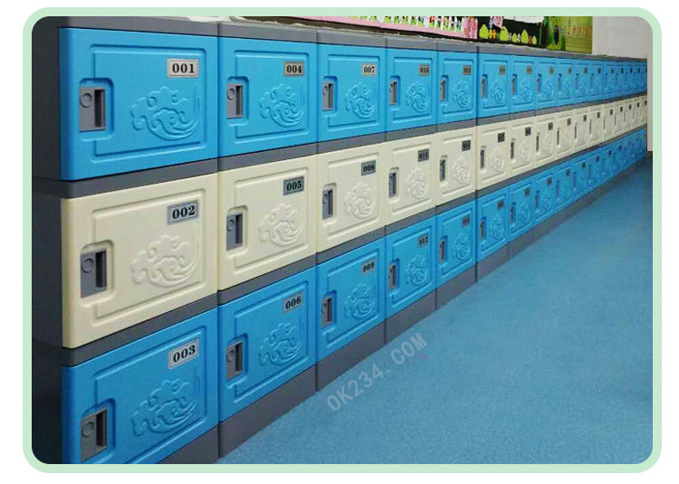 教室書包柜工程案例實(shí)拍：石墨藍(lán)配玉脂白+開門拉手